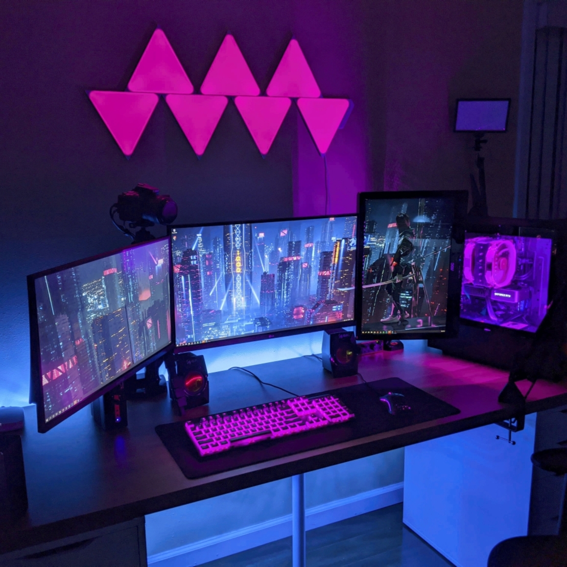 Pachet 3 Panouri luminaose Nanoleaf Shapes Triangles, 16 Milioane culori, Iluminare LED RGBW, Temperatura culoare reglabila