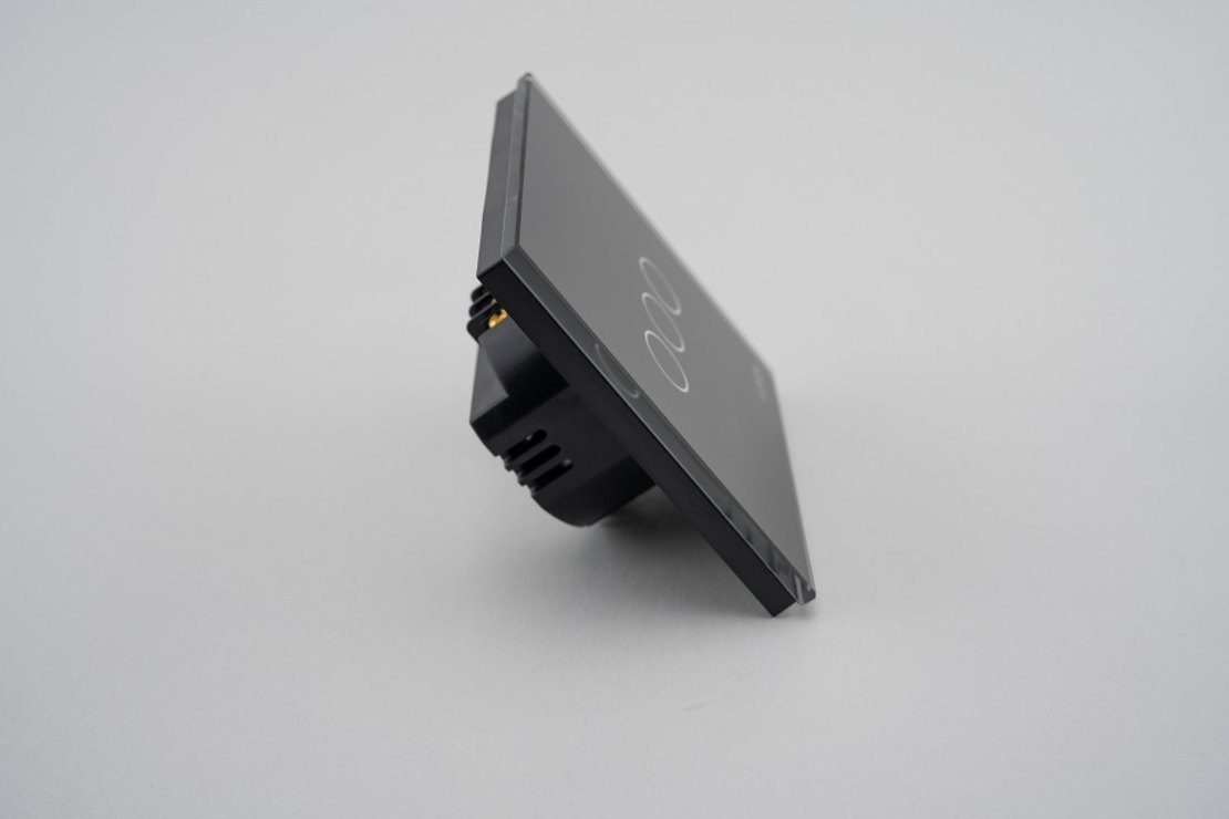 Intrerupator Triplu cu Touch din Sticla LUXION, 500W, negru