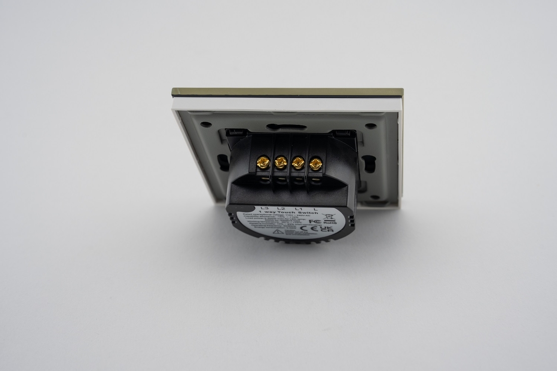 Intrerupator Triplu cu Touch din Sticla LUXION, auriu