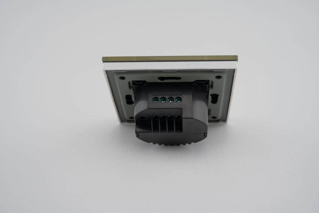 Termostat Wi-Fi pentru incalzirea electrica LUXION cu Rama din Sticla, auriu