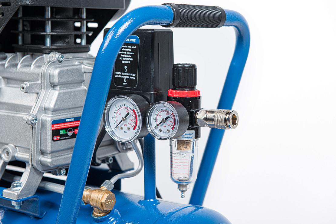 Compresor cu piston Hyundai HY-AC5002, butelie 50 litri, 8 bari, debit aer refulat 180 litri/min