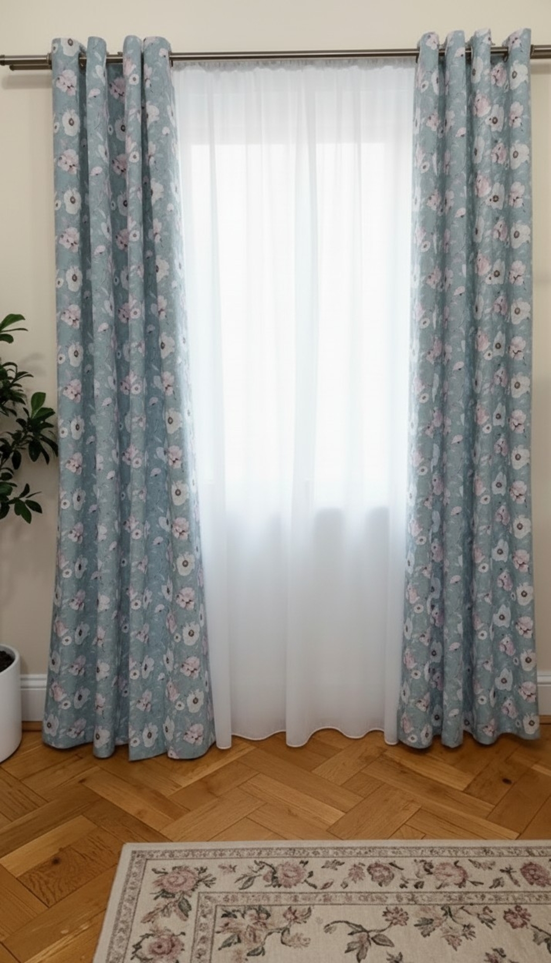 Set draperii Anabelle 2 x 1,40 m x 2,40 m.