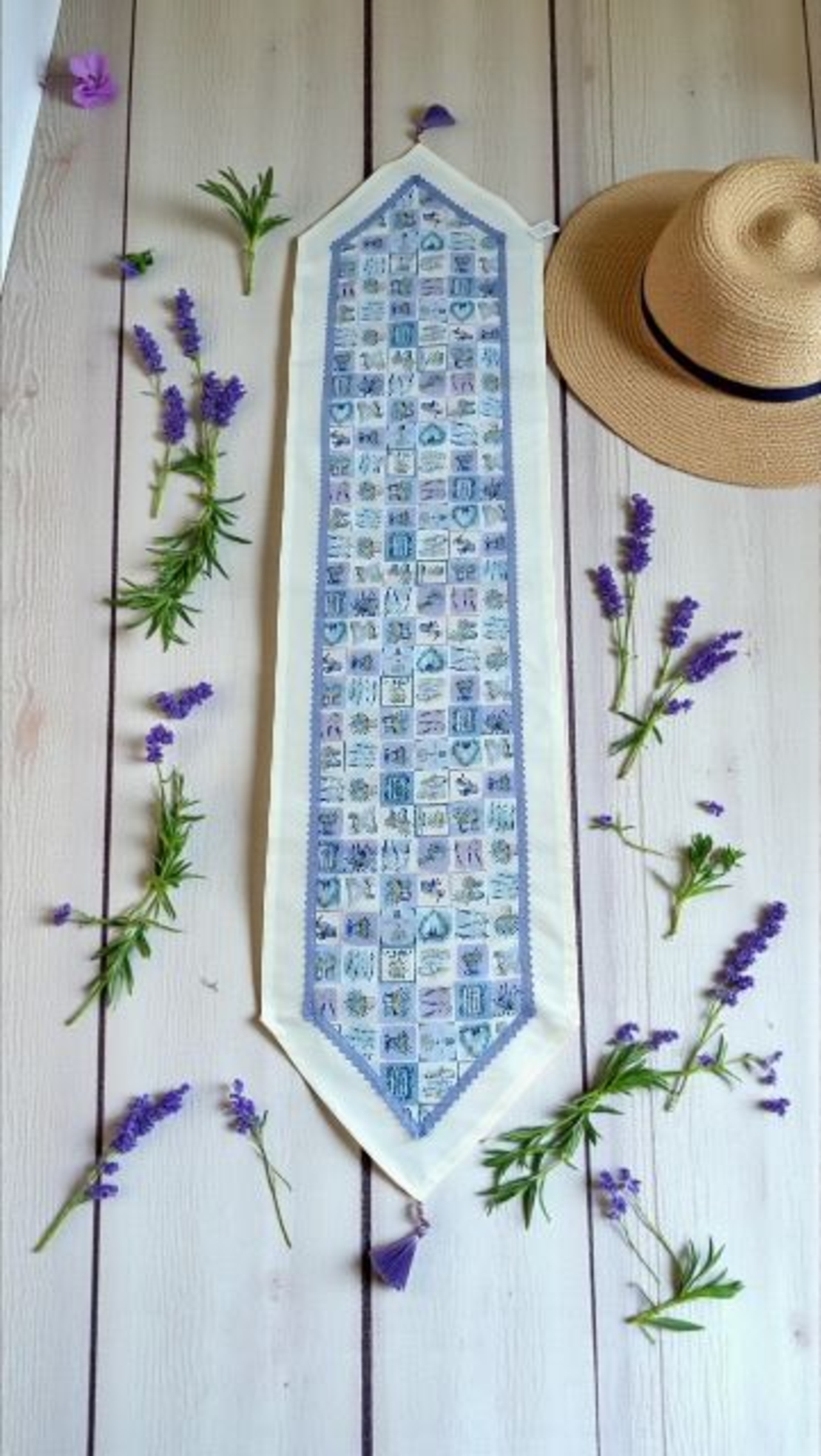 Napron cu imprimeu cu lavanda