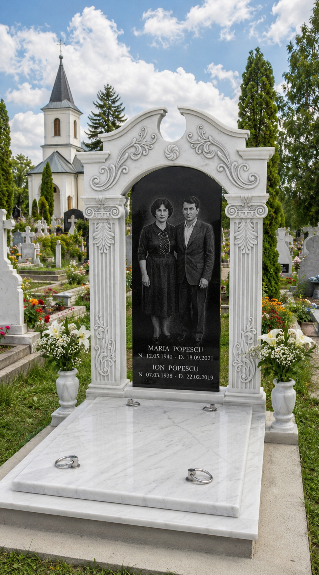 REF-2040 MORMANT DIN MARMURA ALBA CU MONUMENT FUNERAR SCULPTAT