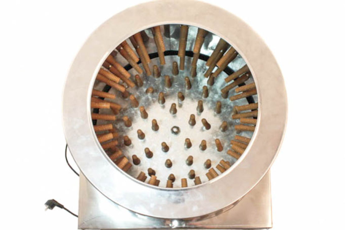 Deplumator Micul Fermier 2200W, 121 degete deplumatoare, greutate maxima pasari 20 Kg