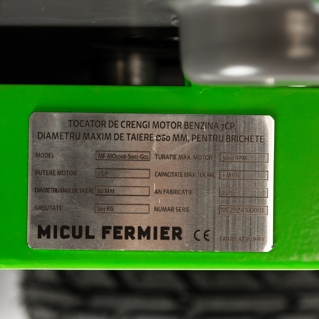 Tocator de crengi Micul Fermier, motor benzina 7CP, 80mm diametru maxim de taiere, pentru brichete