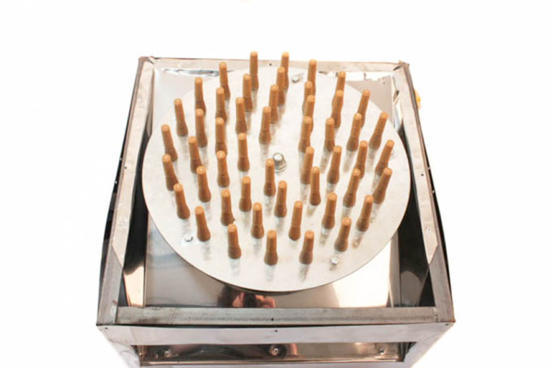 Deplumator Micul Fermier 2200W, 121 degete deplumatoare, greutate maxima pasari 20 Kg