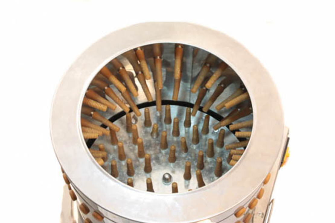 Deplumator Micul Fermier 1500W, 97 degete deplumatoare, greutate maxima pasari 15 Kg