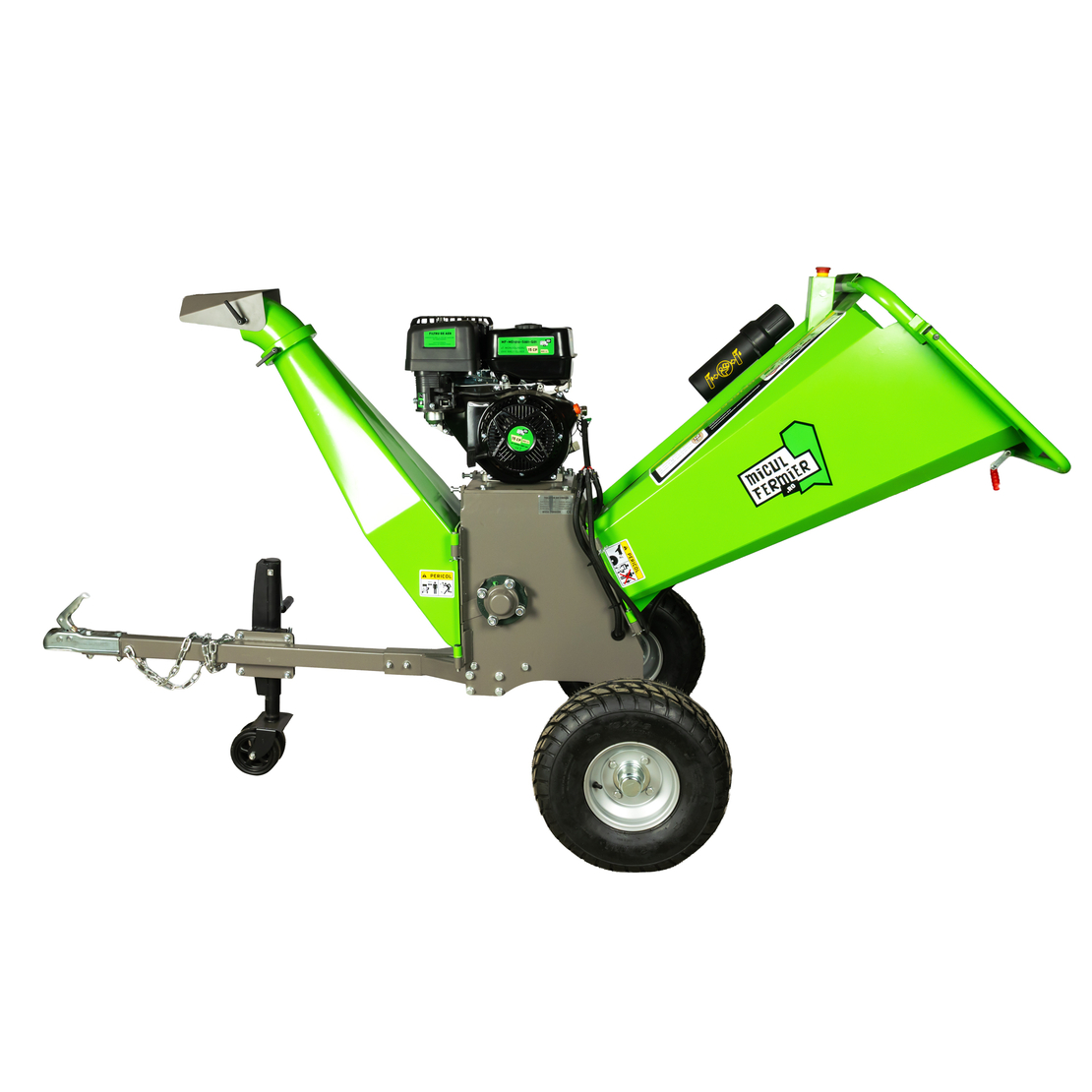 Tocator de crengi Micul Fermier, motor benzina 15 CP, cu carlig de remorcare, 150 mm diametru maxim de taiere, pentru rumegus