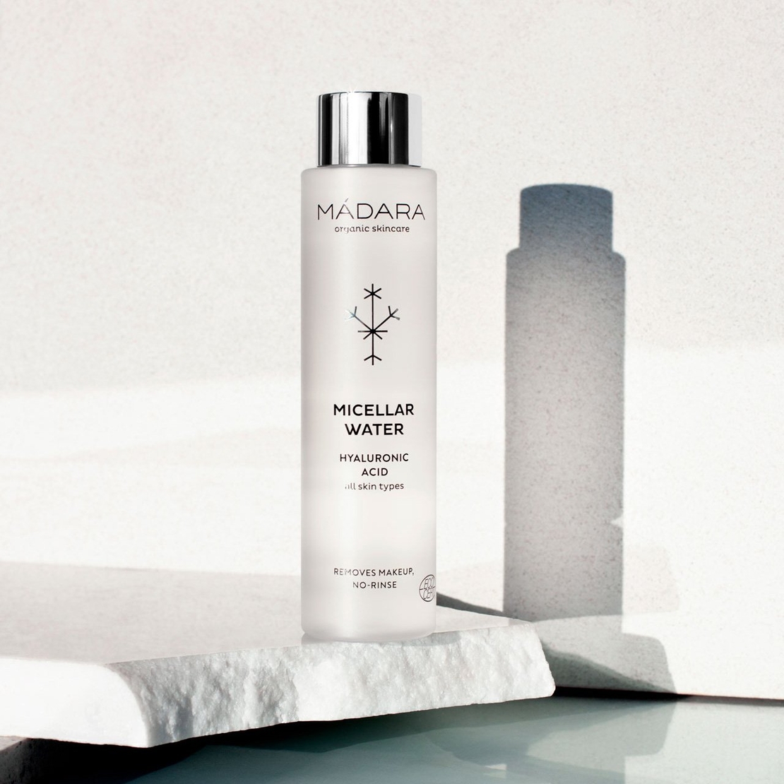 MÁDARA Apă Micelară cu Acid Hialuronic BIO VEGAN – 100 ml | Demachiere și Hidratare