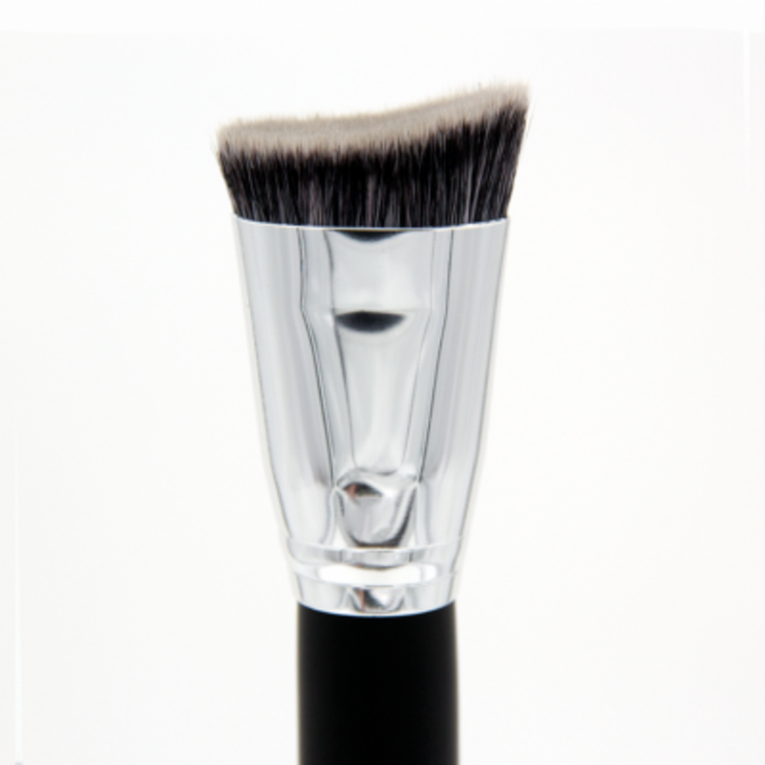 Crown Brush Pro Curved Contour Brush C520
