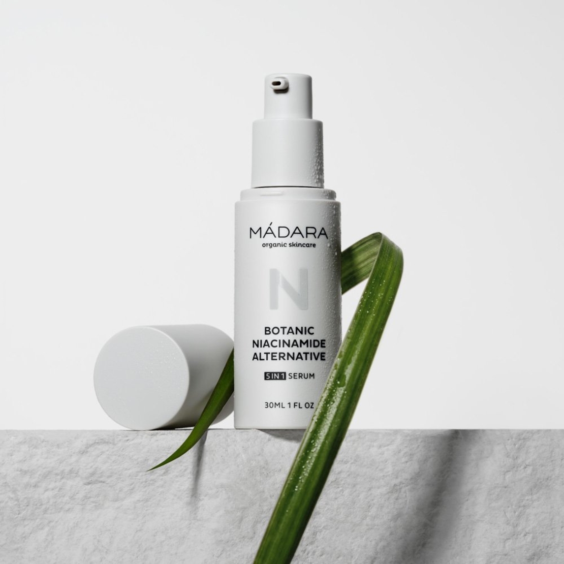 MÁDARA BOTANIC NIACINAMIDE Alternative Ser VEGAN 5-în-1 – 30 ml | Ten Uniform