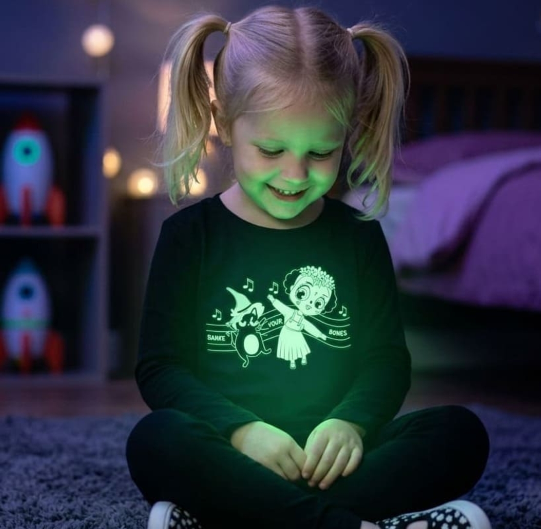 Bluză neagră bumbac fete Zippy „Glow in the Dark” care luminează în întuneric, mărimi 2-14 ani - Nouă cu etichetă