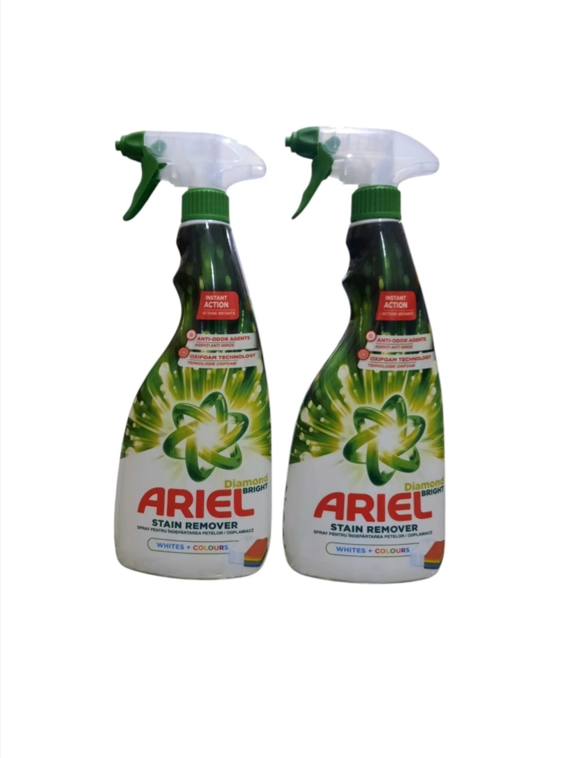 Spray pentru indepartarea petelor Ariel Diamond Bright 750ml