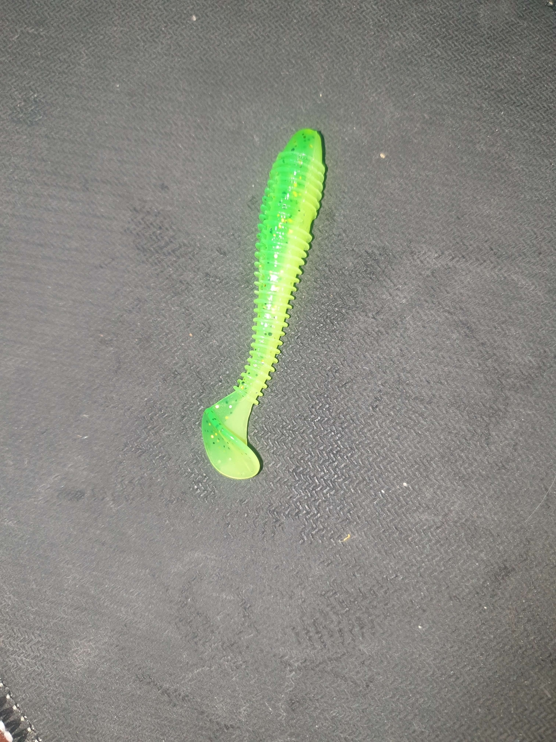 Momeală silicon pentru biban