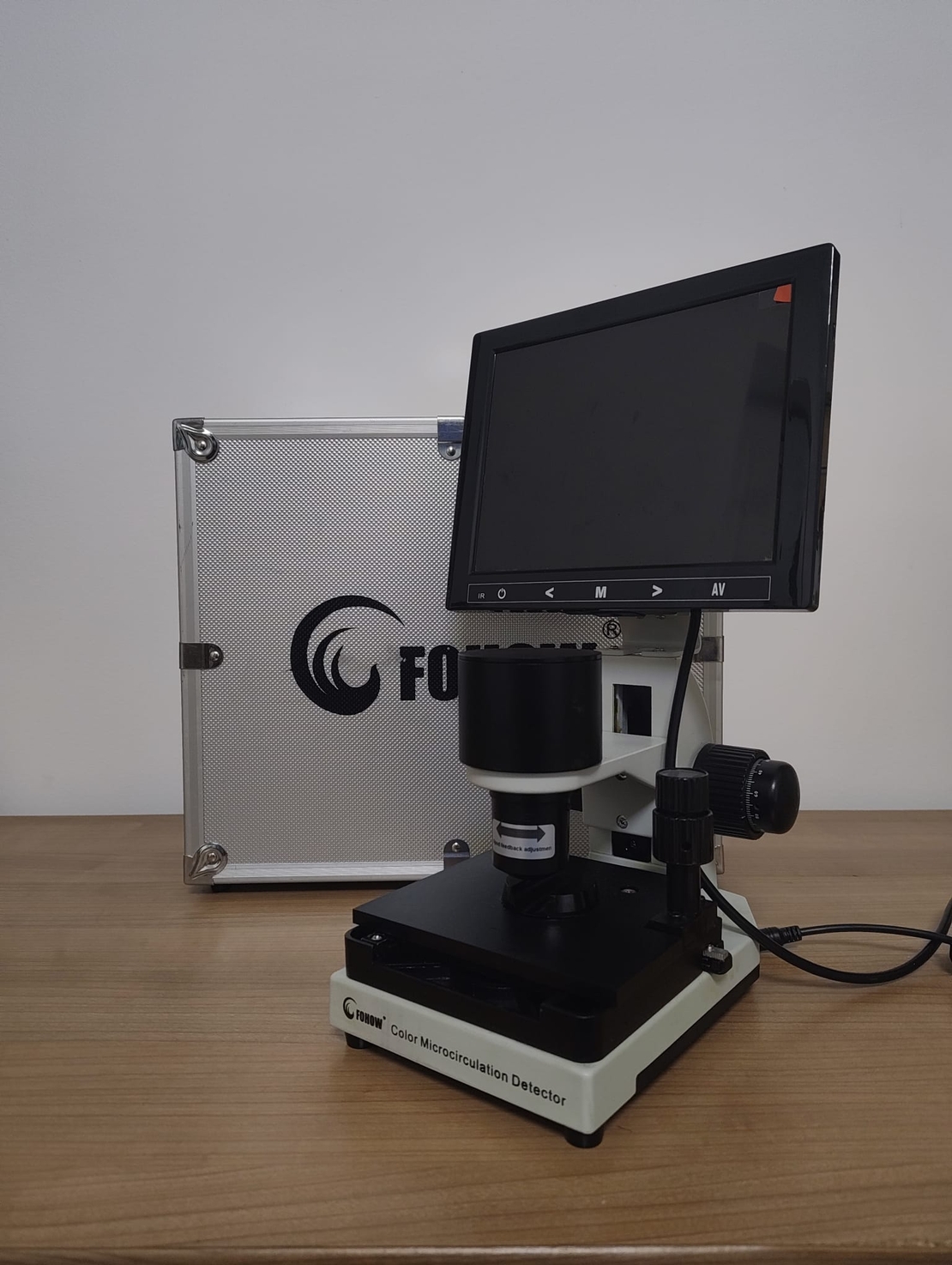 Microscopul Fohow pentru observarea capilarelor