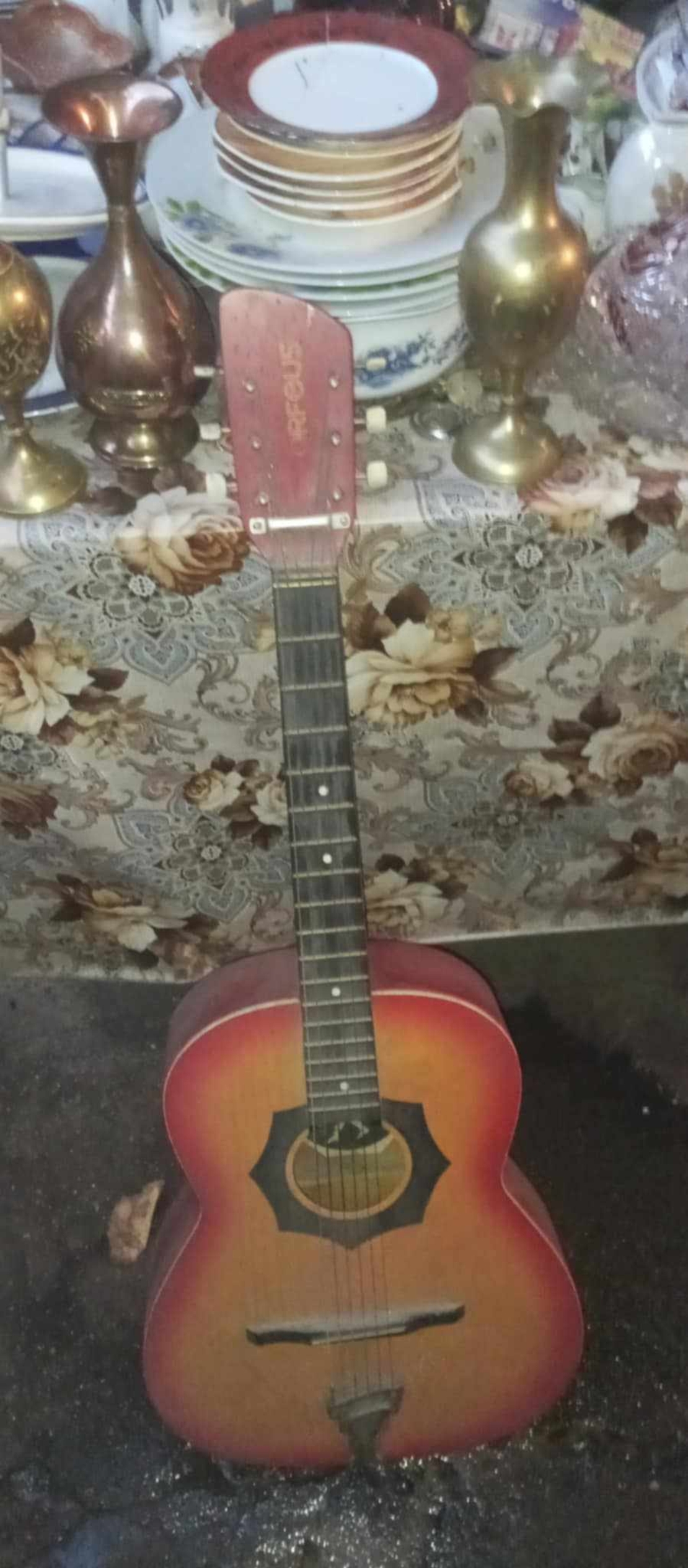 Chitara vintage Orfeus