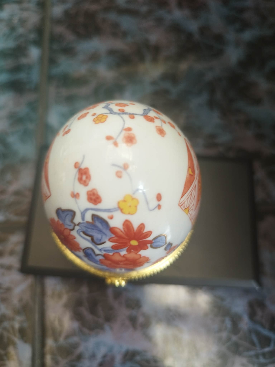Cutiuță pt bijuterii tip ou faberge