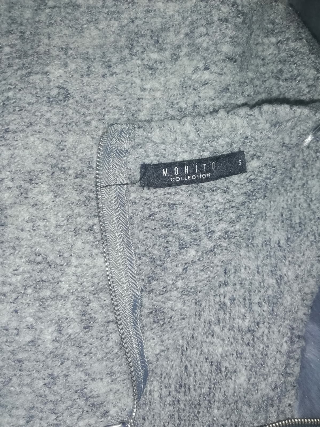 Bluzita cu mâneci din imitație piele