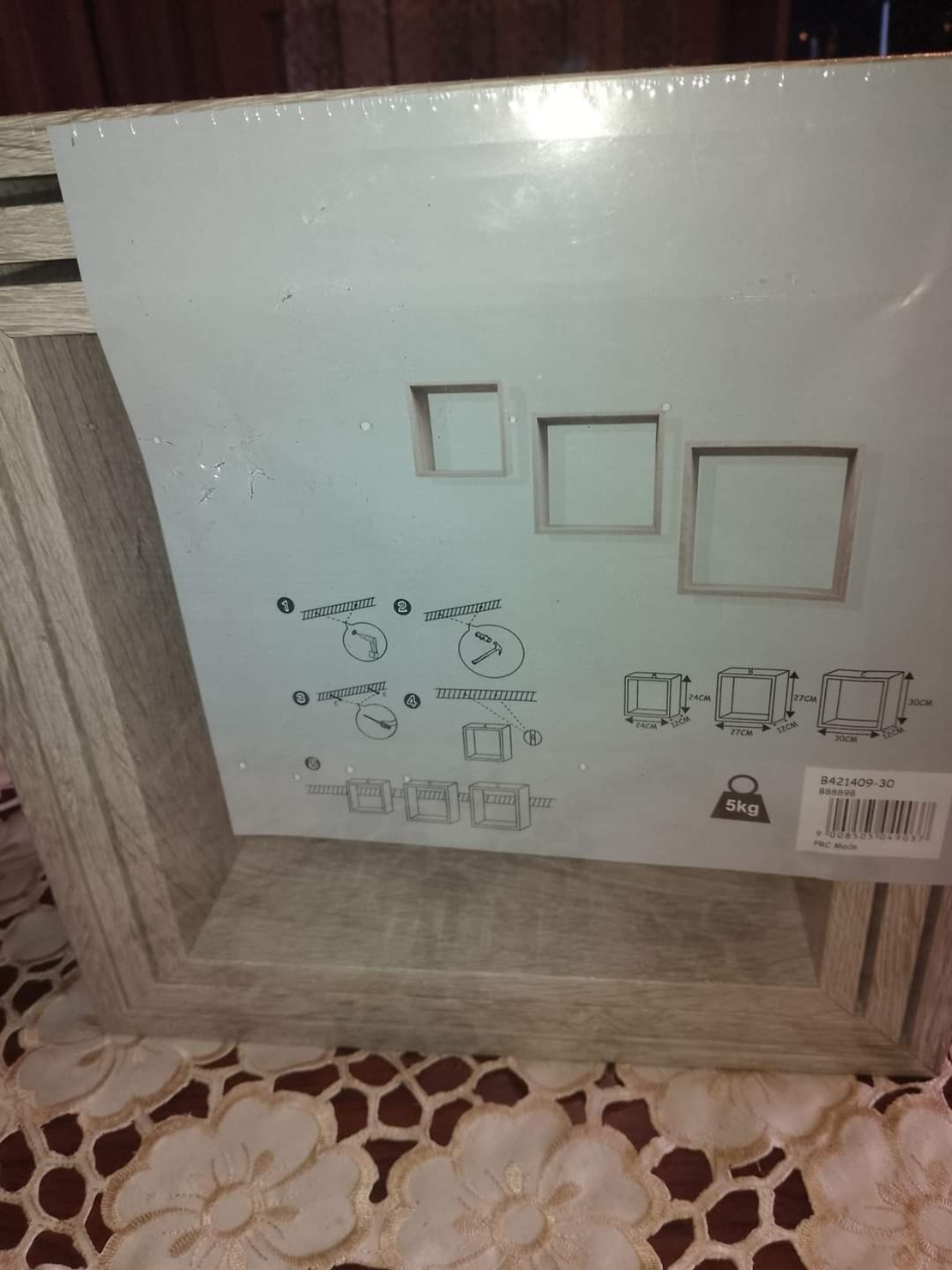 Dulapuri decorative de perete noi