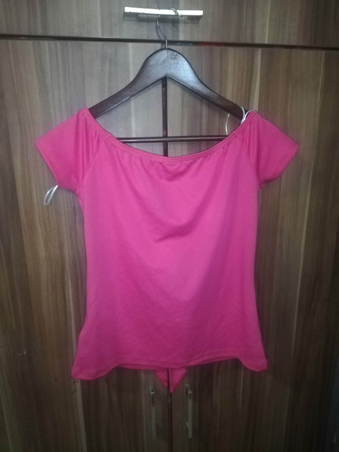 Tricou sau top elegant coral