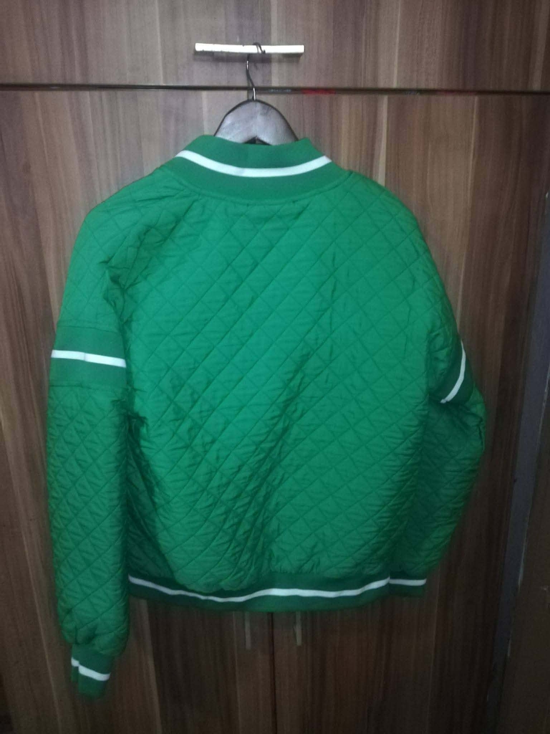 Geaca mataslata verde