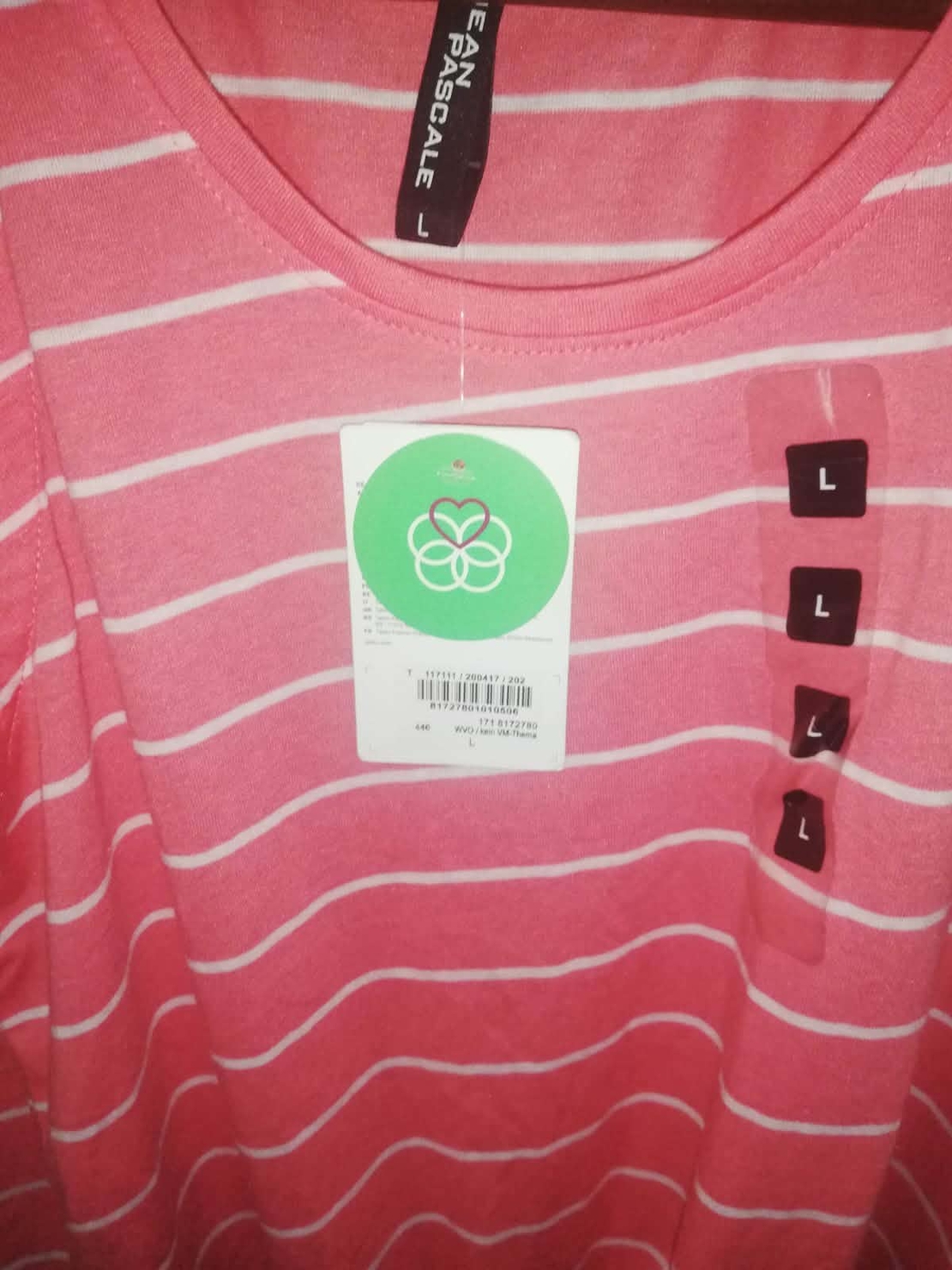 Tricou superb cu eticheta