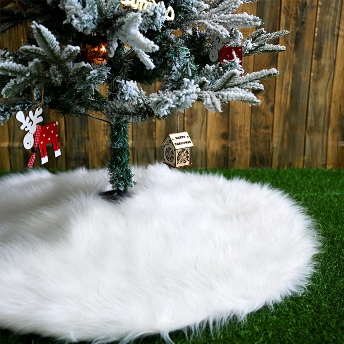 Covor pentru bradul de Craciun White Haipai, diametru 150 cm, blana cu o grosime 2.5-3 cm, alb