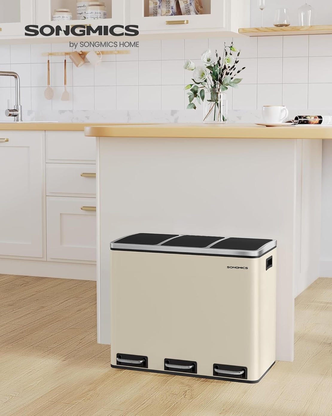 SONGMICS Cos de gunoi colectare selectiva cu 3 compartimente 3 x 18L, capace soft close, pedale, otel, 61x32x56 cm, bej