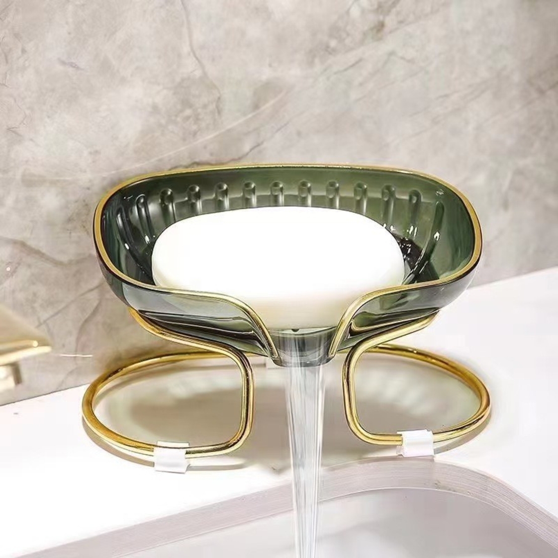 Savoniera cu Suport, Flippy, Sistem de Scurgere a Apei, Margine Aurie, 14 x 8.5 x 9 cm, din TPE, Verde