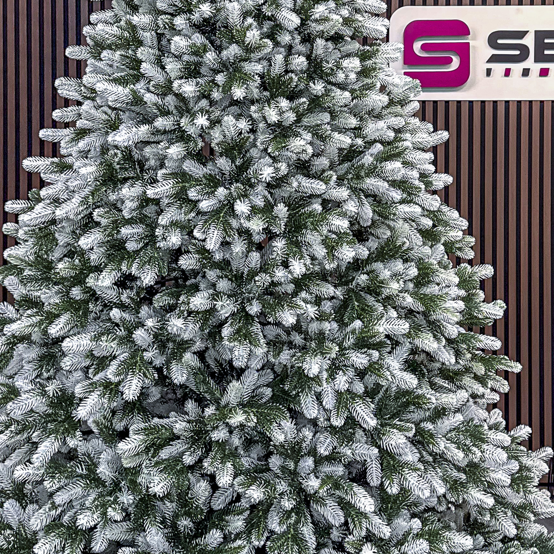 Brad artificial Christmas Deluxe by Sersimo, Polar Winter Select, integral 3D, 250 cm