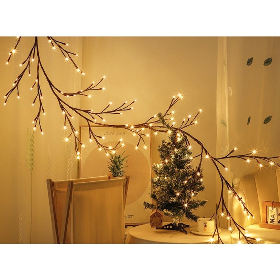 Instalatie Craciun tip Creanga Vafy, 144 LED-uri, Conectare USB, 8 Jocuri de Lumini, Telecomanda, 2.5 m, Prelungitor 2 m, 3V, Fir Negru, Alb Cald