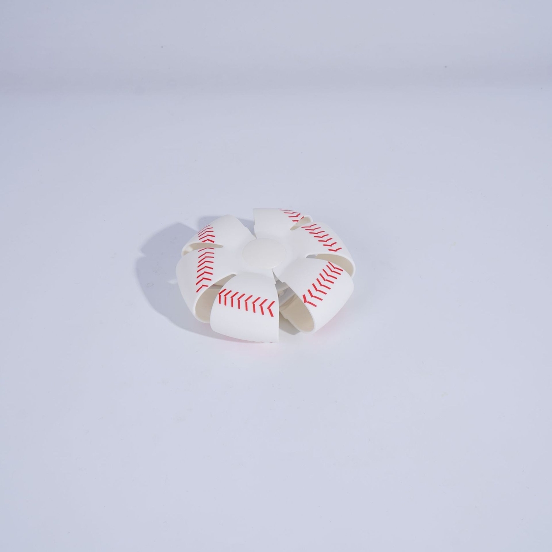 Minge UFO baseball Flippy cu deformare, diametru 8 cm, 3 ani +, lumini LED interactiva, minge magică OZN zburator, minge zburătoare, Alb