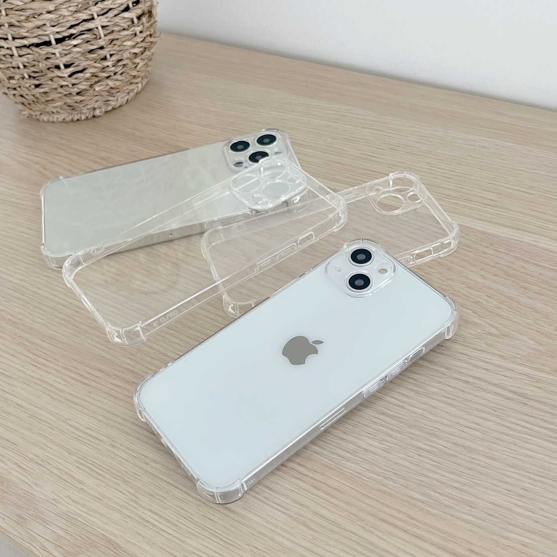 Husa de protectie Vafy compatibila cu Apple iPhone 13 Mini Tpu Antisoc 1.5 mm Transparent