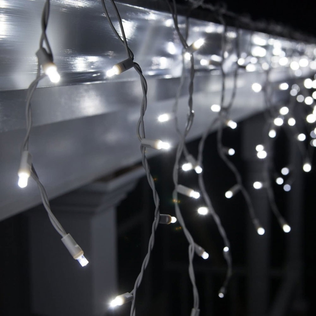 Instalatie Solara Craciun Turturi, IP44, 5 m, 143 Led-uri, Perdea Franjurata, alb rece, 8 jocuri de lumini, cu Telecomanda, 31V, 500 mAh, Acumulator de 2400 mAh, Exterior, Prelungitor 5 m inclus, Fir Alb, Flippy