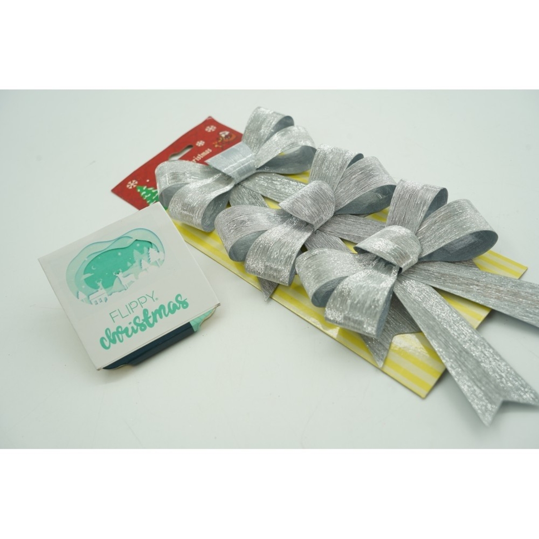 Set 3 fundite pentru brad, Argintii, 10 x 11 cm, din poliester, Flippy