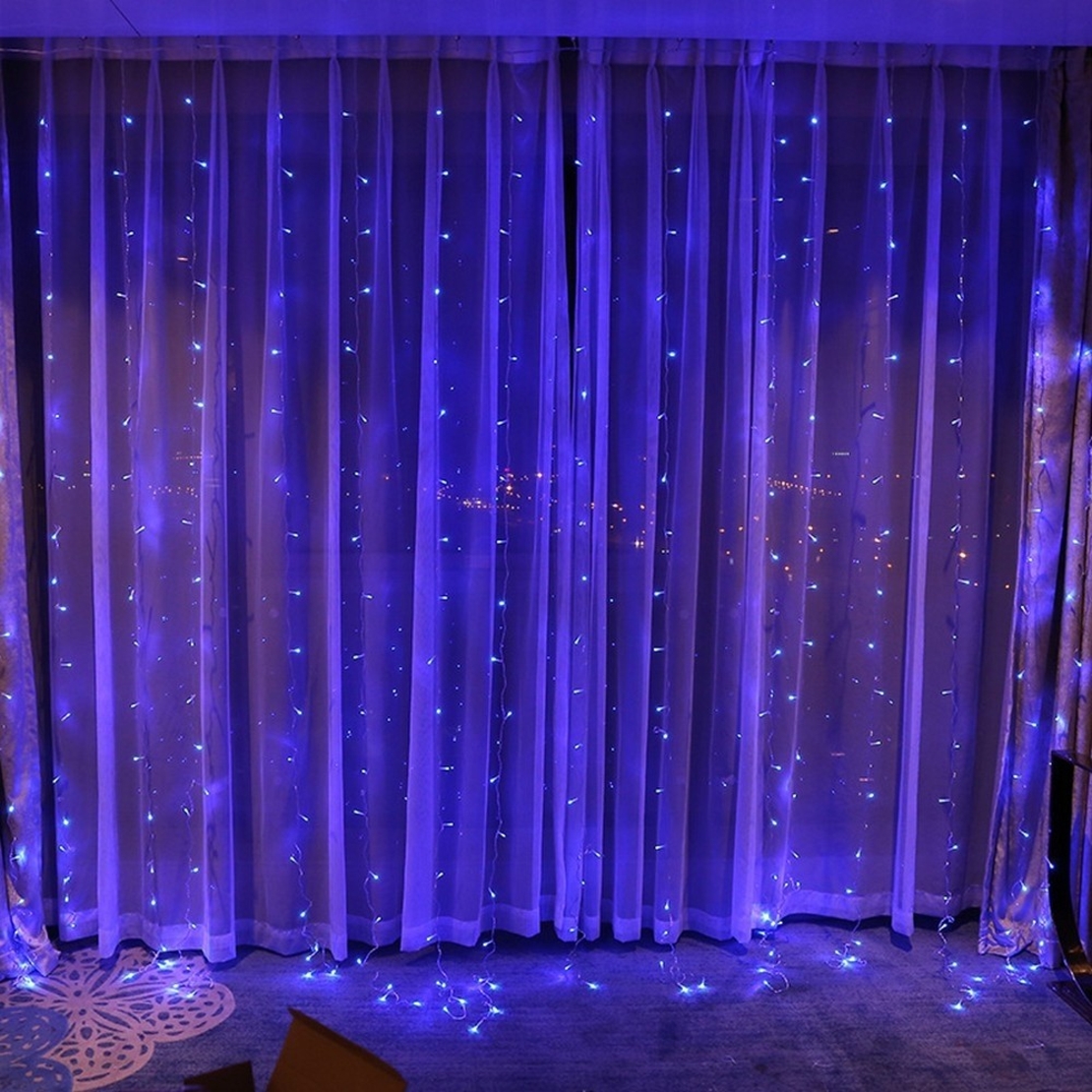 Instalatie Craciun, Tip Perdea, IP44, 2 m x 2 m, 240 LED-uri, Albastru, cu flash, Transformator cu telecomanda, Interconectabila, Prelungitor 3 m inclus, Fir transparent, Interior/ Exterior, Vafy