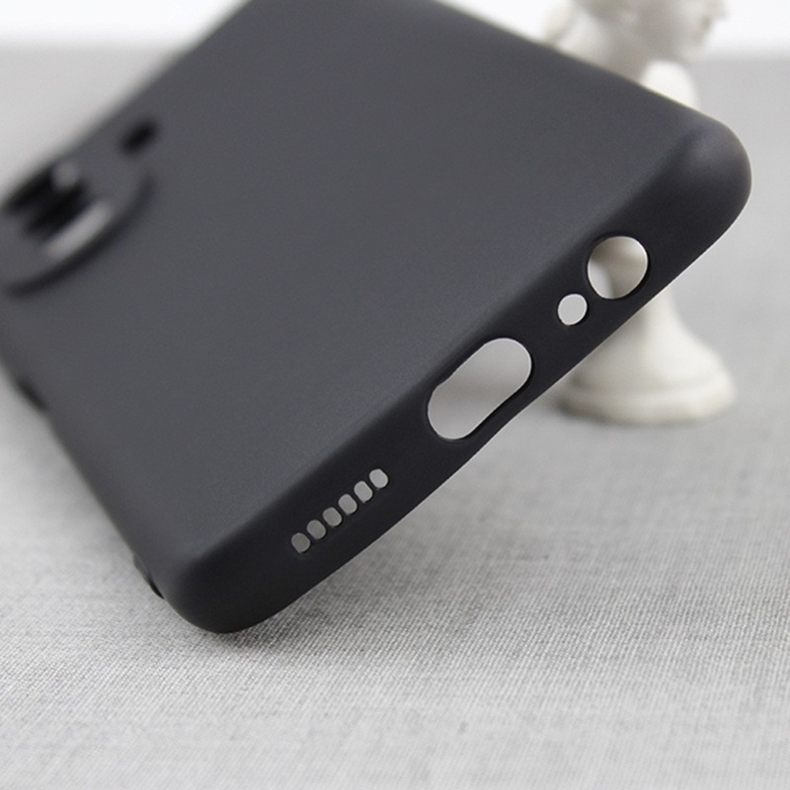 Husa pentru Huawei NOVA Y70, Vafy, Liquid Silicone, cu Microfibra pe interior, Protectie Antisoc, Negru
