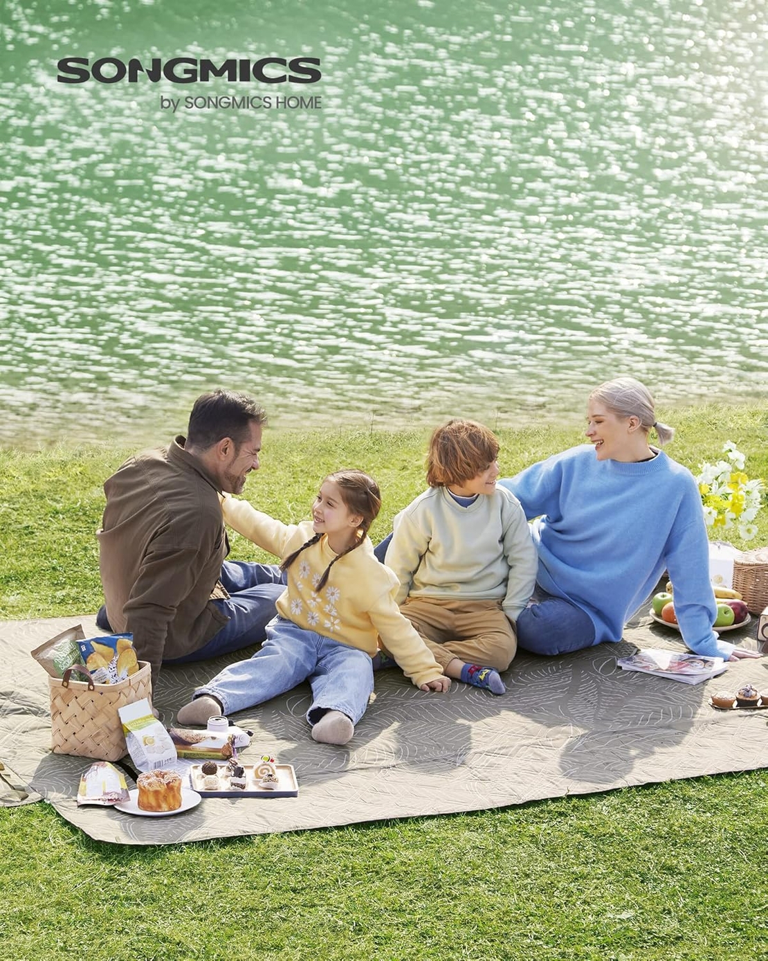 SONGMICS Patura picnic impermeabila 300x200 cm, cu ancore de fixare, pliabila, lavabila, multistrat, kaki cu model tropical