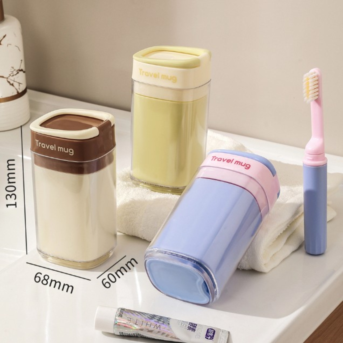 Cana Multifunctionala pentru Voiaj, Flippy, cu Functii de Depozitare si Suport Articole Igiena Dentara, 13 x 6.8 x 6 cm, Galben