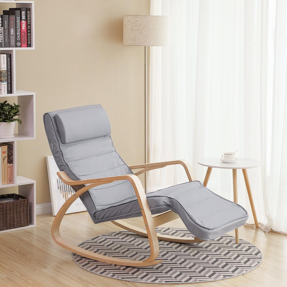 SONGMICS Scaun balansoar din lemn, suport picioare reglabil, maxim 150kg, 67x125x91cm, gri