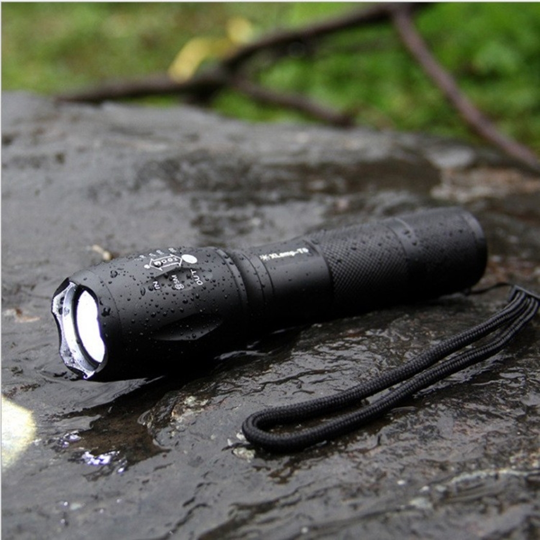 Lanterna Power Bank LED, Vafy, Incarcare USB, Raza 300m, 5W, Model T9 Telescopic 14.7 -15.7 cm, Functie Zoom si Incarcare Telefon, Negru