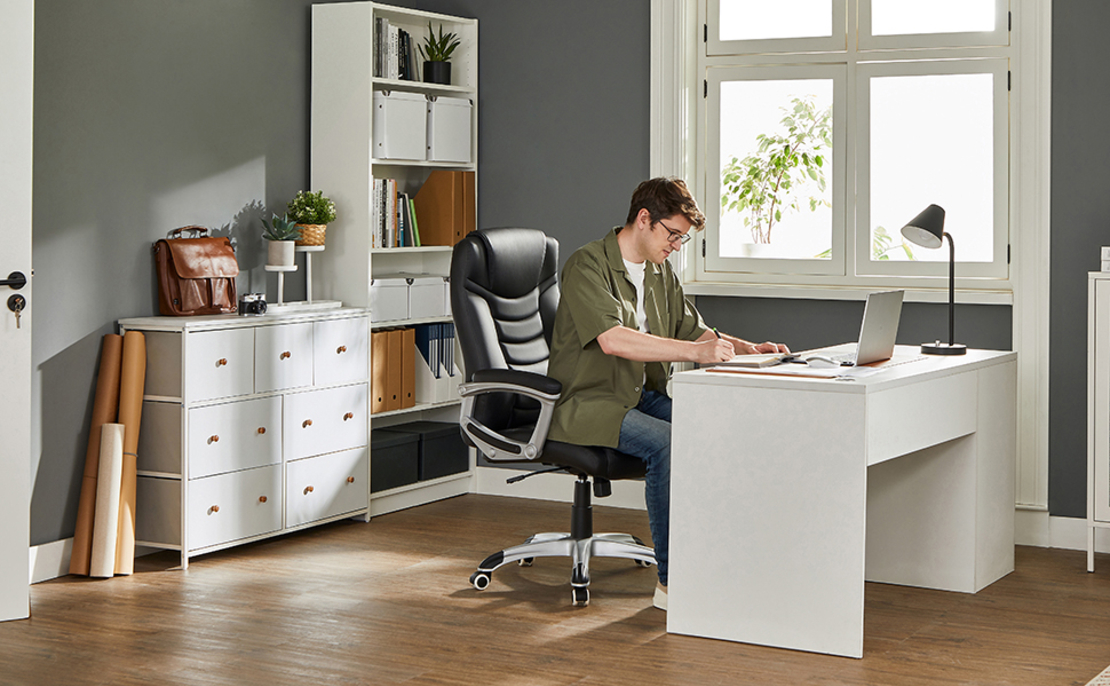 SONGMICS Scaun ergonomic de birou reglabil pe inaltime, piele ecologica, maxim 150 kg, 53x54x115 cm, negru