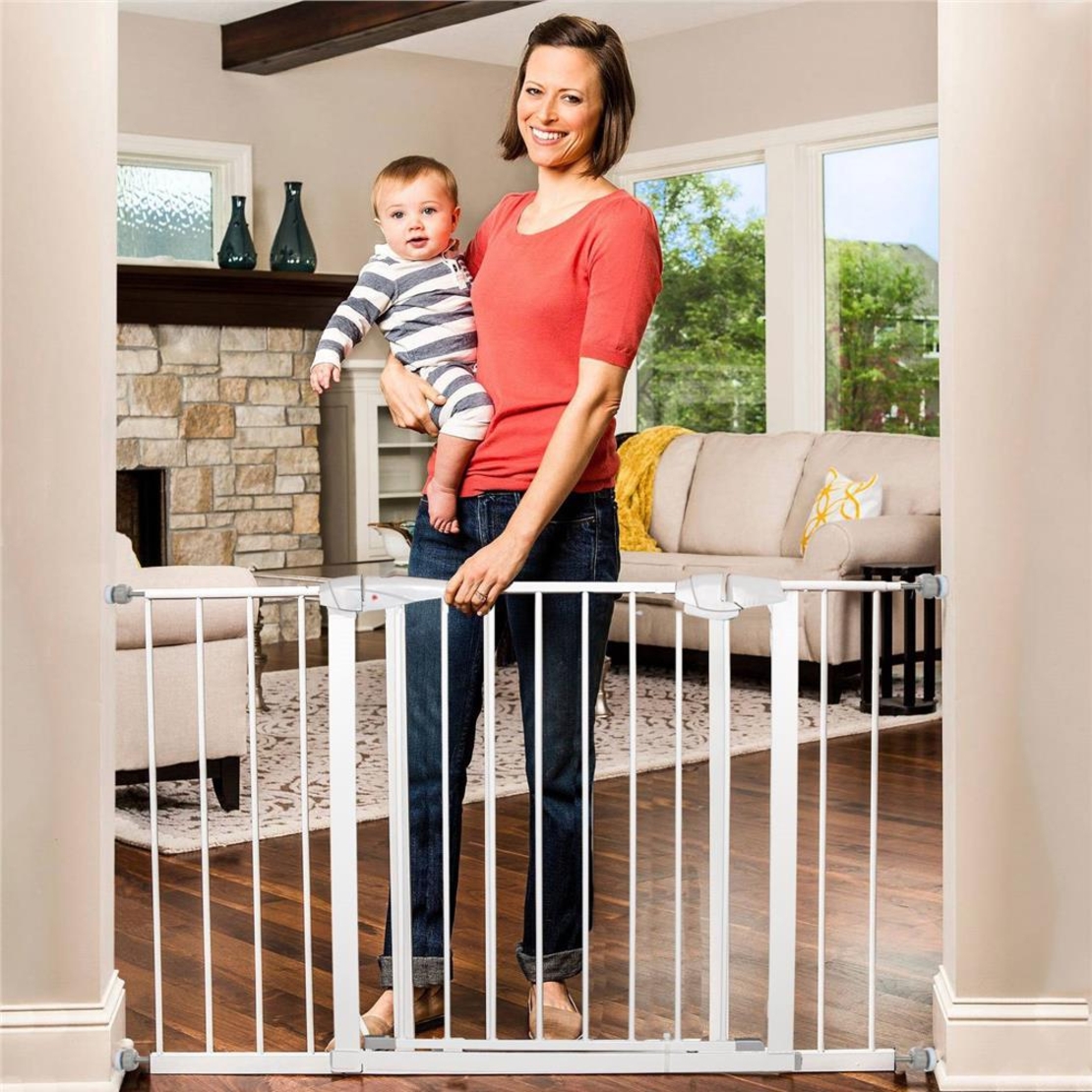 Poarta de siguranta Safety Gate pentru scari, ajustabila 111-120 cm, din otel, alba