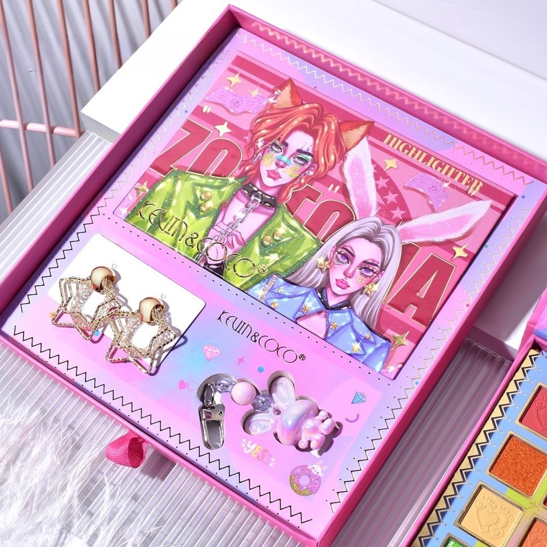 Paleta de Machiaj, KEVIN & COCO, Best Partner, Fard de Pleoape, Breloc si Cercei, 50 culori, 22 x 21 x 5cm