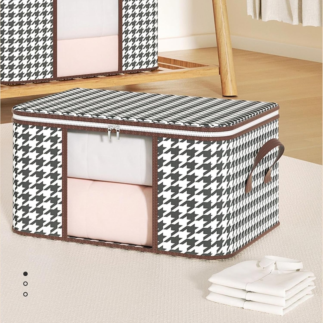 Cutie de Depozitare Pliabila, Flippy, 60x40x30 cm, 75 L, Fereastra Frontala, cu Fermoar Bidirectional, Suport Baza Stabil, Imprimeu in Carouri, Alb/Negru