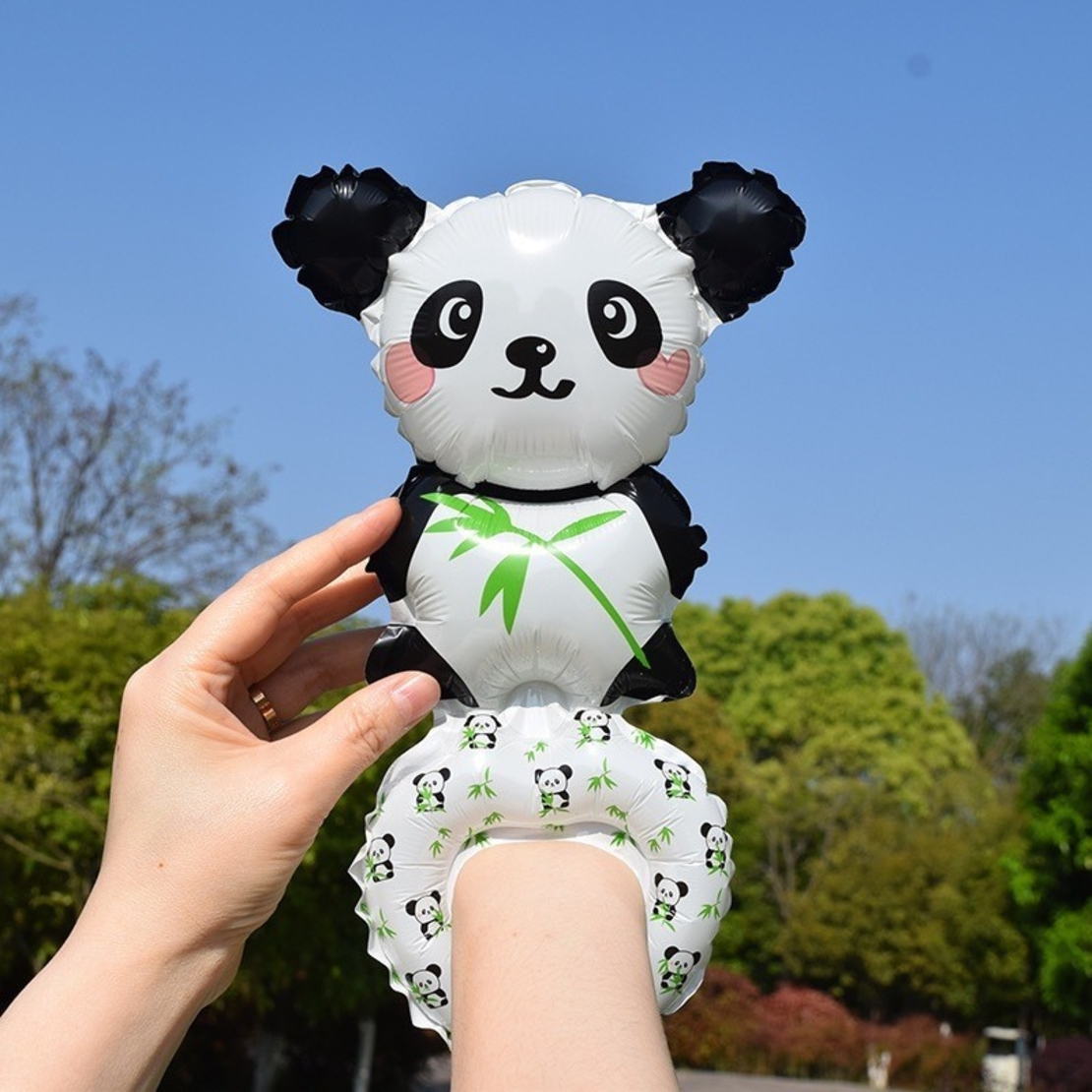 Balon din Folie Metalizata, Vafy, Figurine Animalute, Tip Bratara, Model Panda, Ambalaj Individual, Pai Inclus, Umflare cu Aer sau Heliu, Alb-Negru