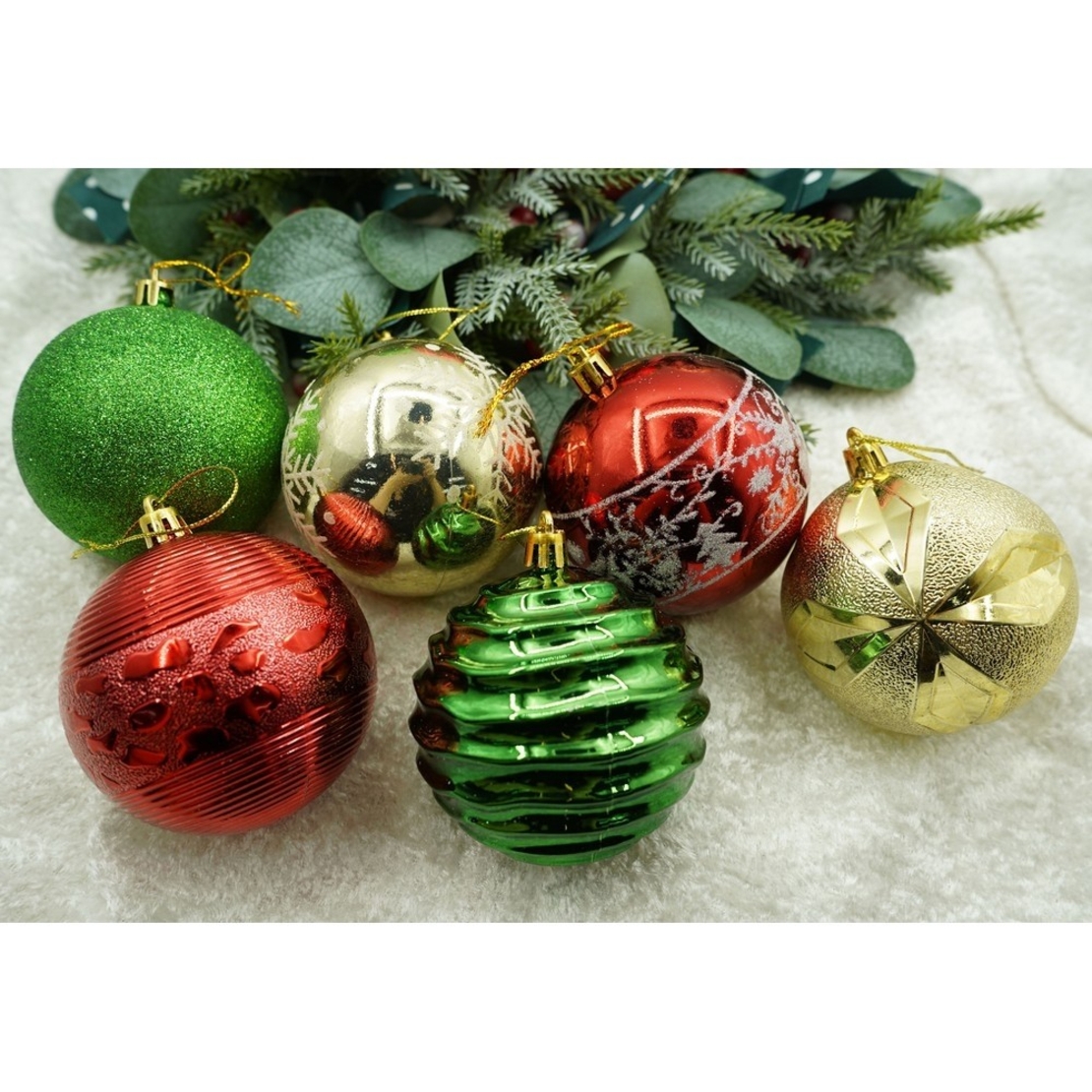 Set de 24 ornamente de brad, Flippy, de tip Glob, Multicolor, cu ø de 8 cm, din plastic, cu finisaj sclipitor , cutie 19 cm lungime x 42 cm inaltime x 19 cm adancime