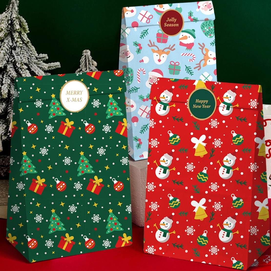 Set 12 Pungi de Cadou, Flippy, Tema Craciun, cu Motive Festive, 12 Stickere Incluse, 24 x 13 x 8 cm, din Hartie, Multicolor