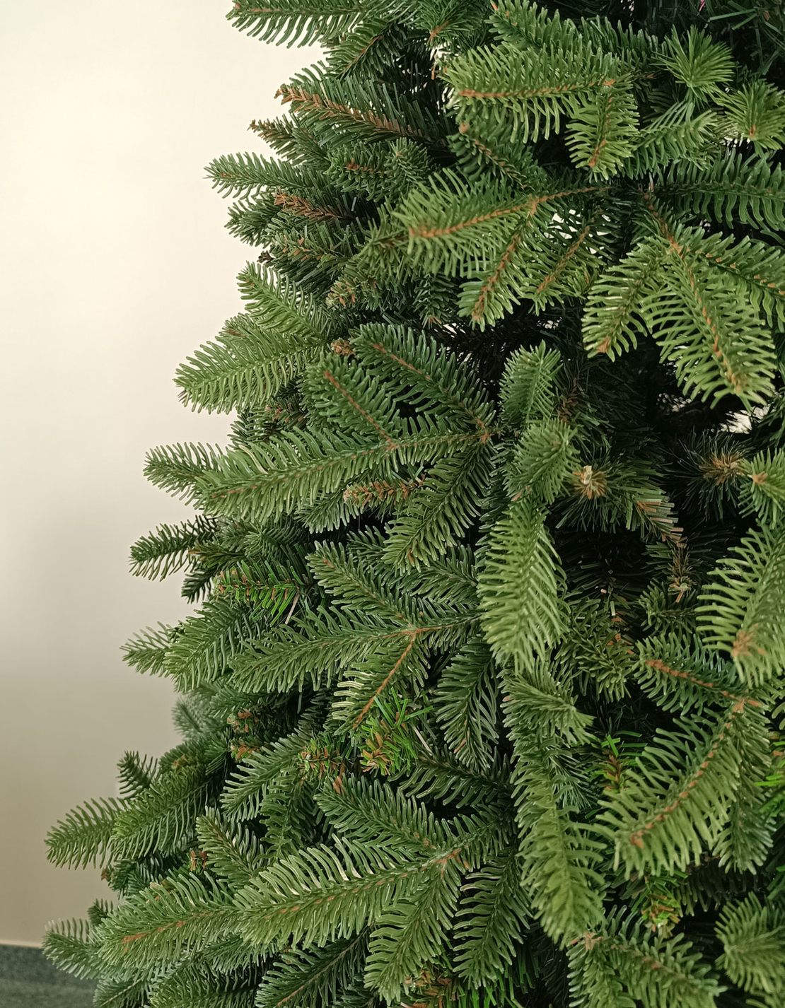 Brad artificial Christmas Deluxe by Sersimo, Canada Mix, 2D+3D, 180cm